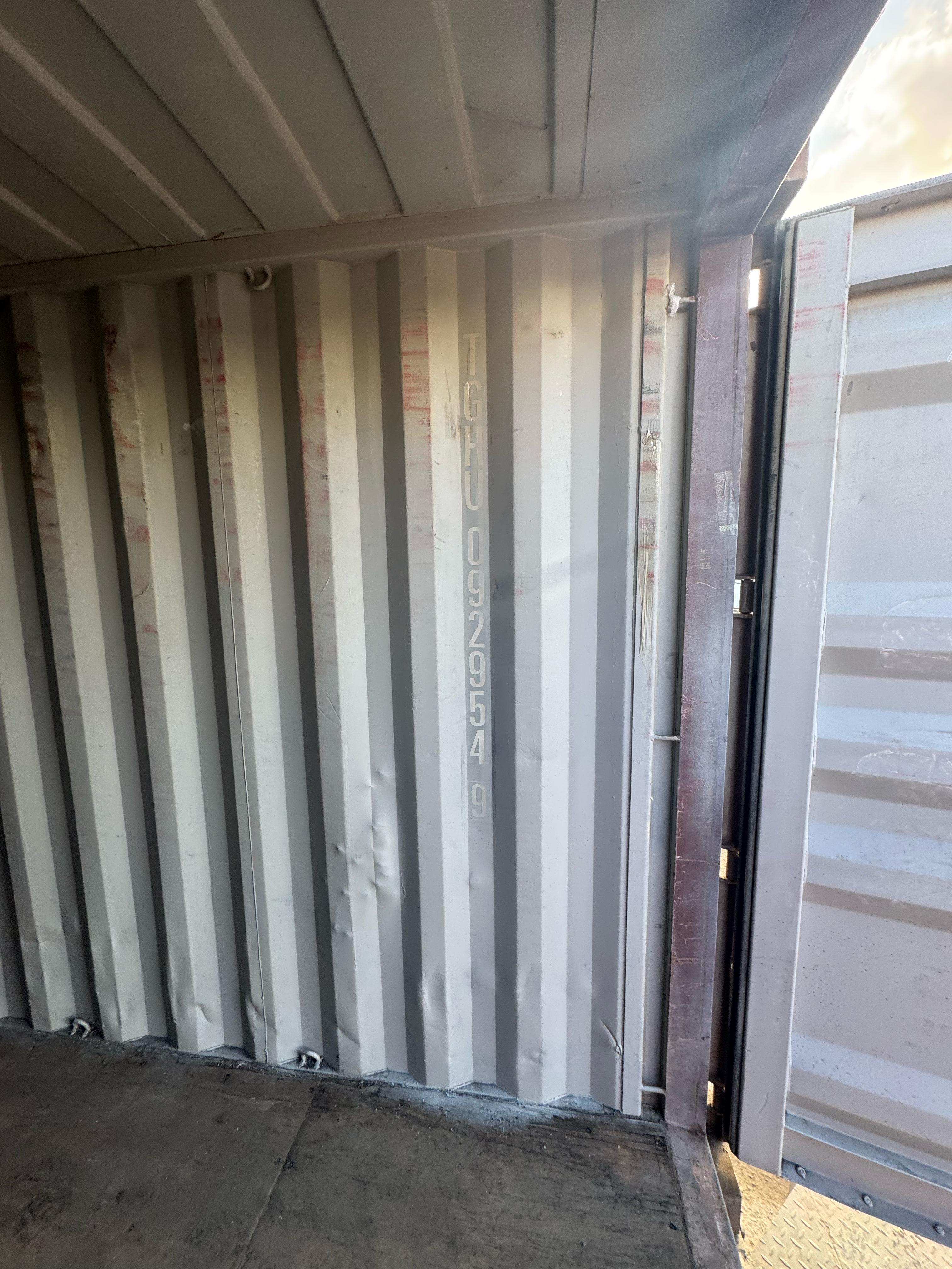 Морской контейнер TGHU0929549